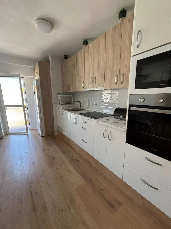 Cuisine - 2-Bedroom Apartment with Terrace in Ayamonte