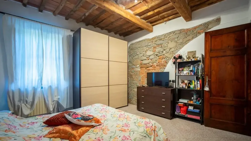 Chambres - Maison 5 pièces à IT