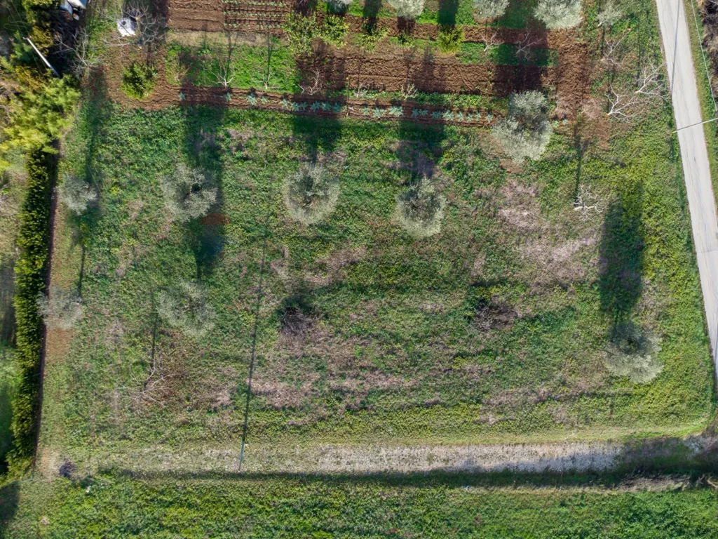 Vue aérienne - Buildable Land with Strategic Access in Cepagatti