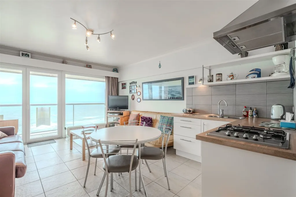 Köök - Studio with Frontal Sea View in Middelkerke