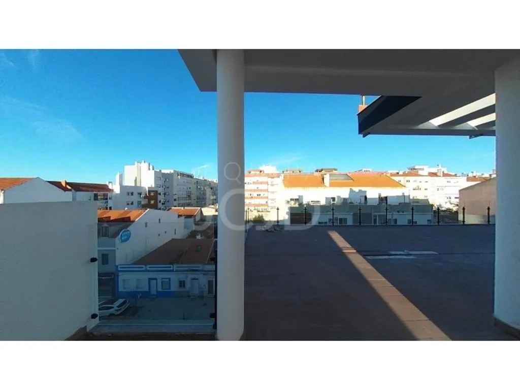 Rõdu - Modern Apartment with River View in Barreiro