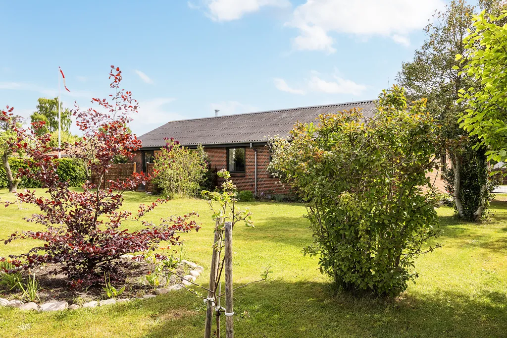 Jardin - Etage Villa with Garden in Bønnerup Strand