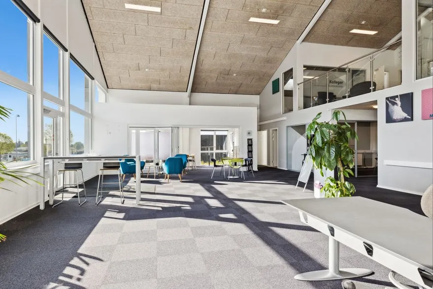 Kabinet - Modern Office with Central Location in Aabenraa