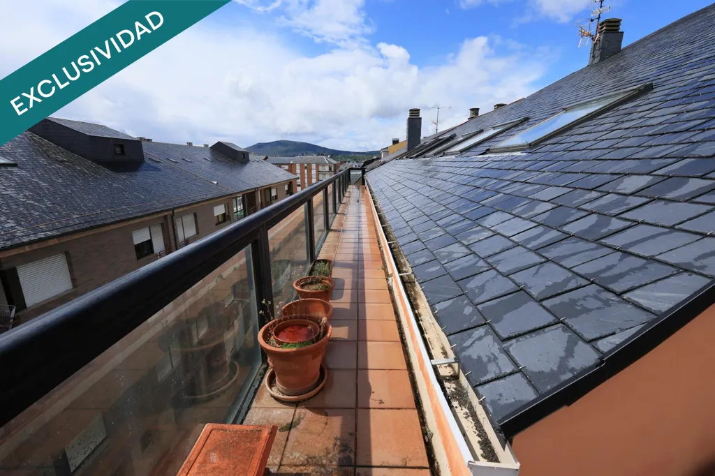 Terrasse - Bright Penthouse with Terrace in Bembibre