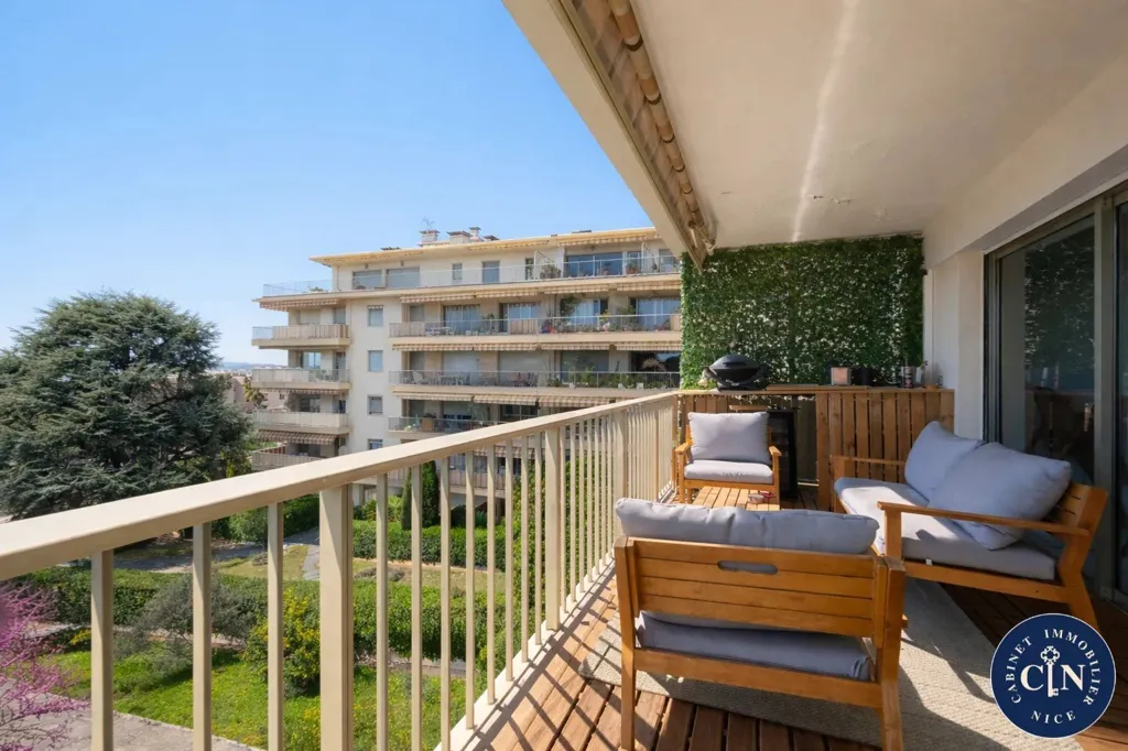 Balcon - Appartement avec Vue Mer à Nice Ouest