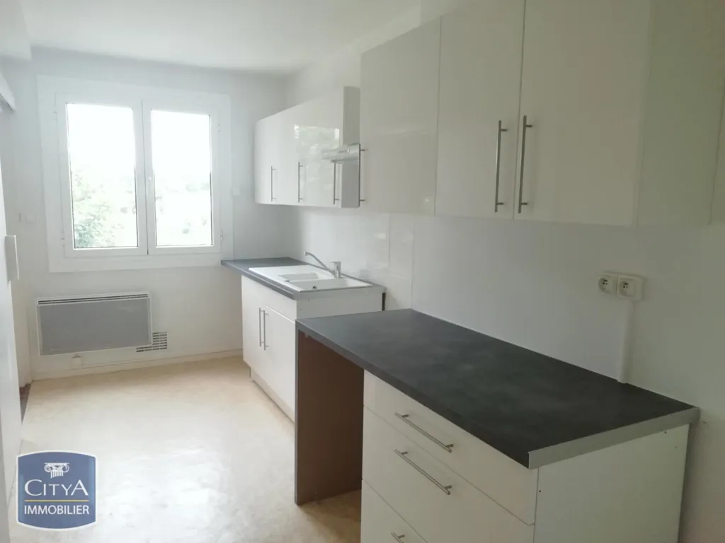 Cucina - 3-Piece Flat with Balcony in Trélissac