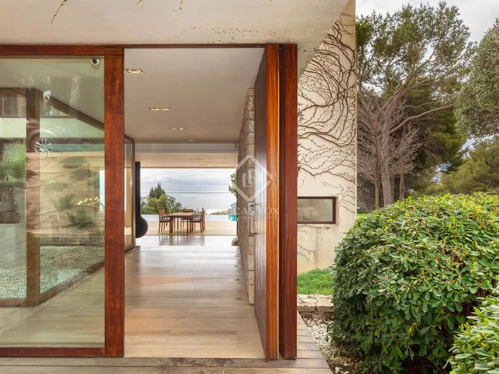Terrasse - Architectural Villa with Sea View in Aiguablava