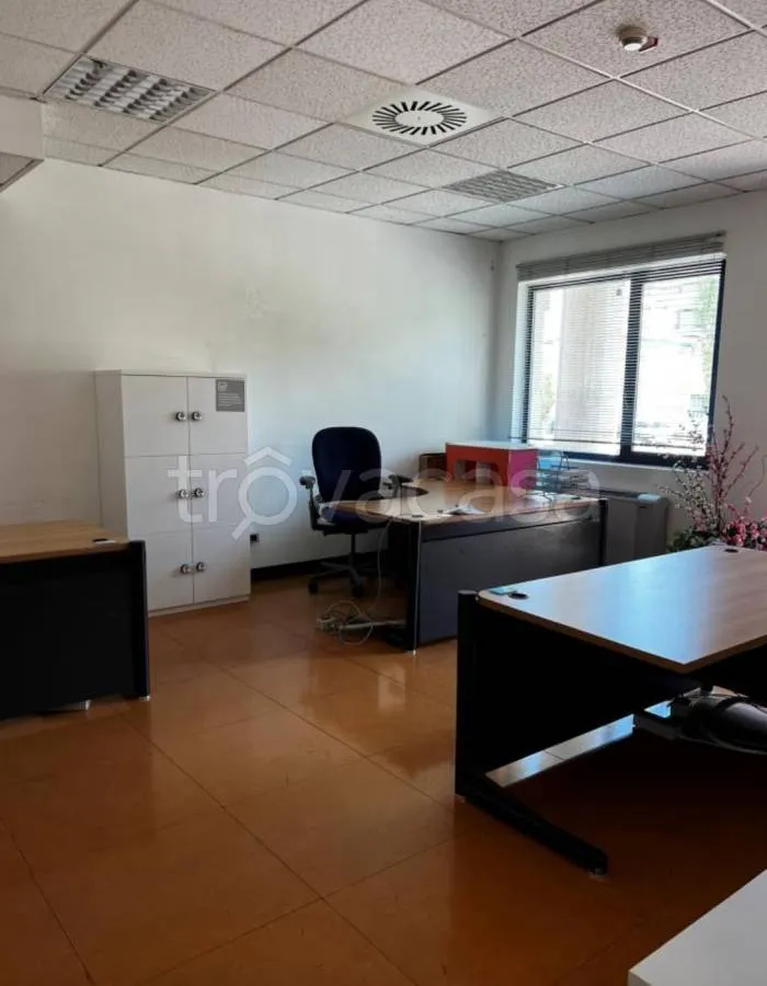 Kabinet - Office Building with Parking in Perugia