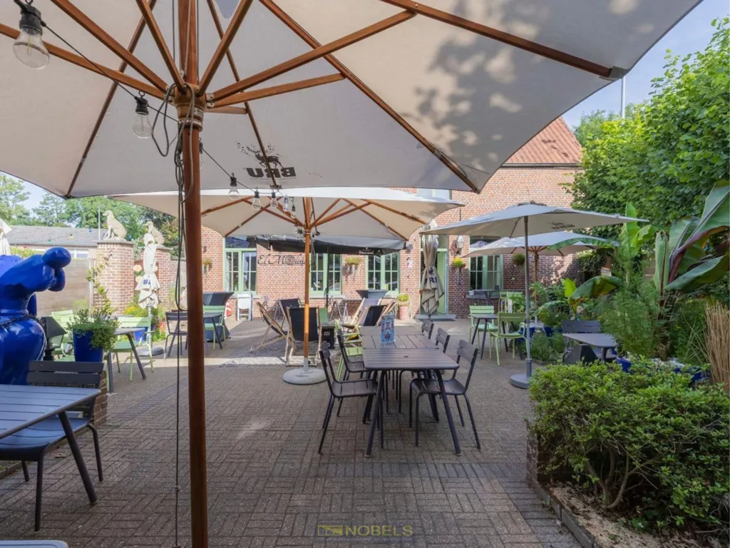 courtyard