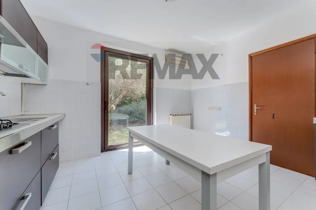 Kitchen - Single Villa with Garden in Bonate Sopra