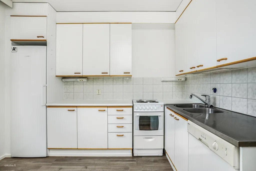 Cuisine - Flats with Balcony in Lahti, Ahtiala