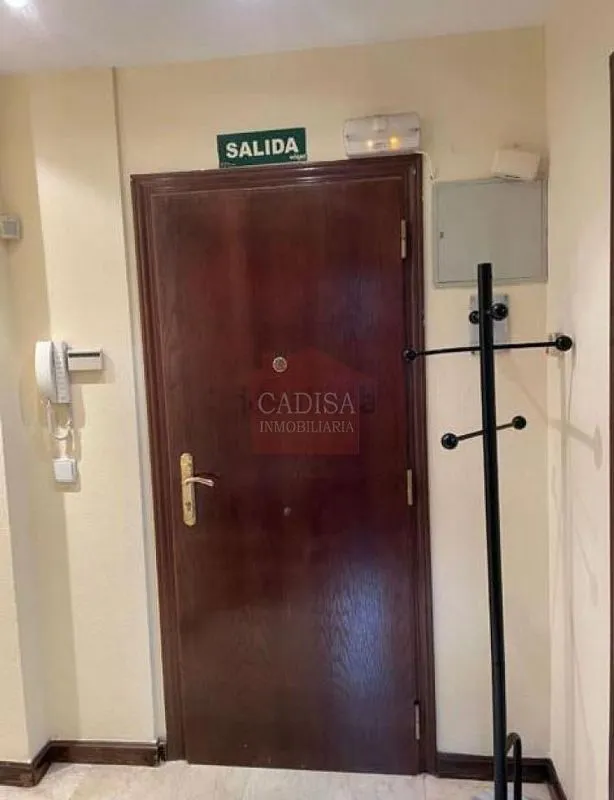 hallway_entrance