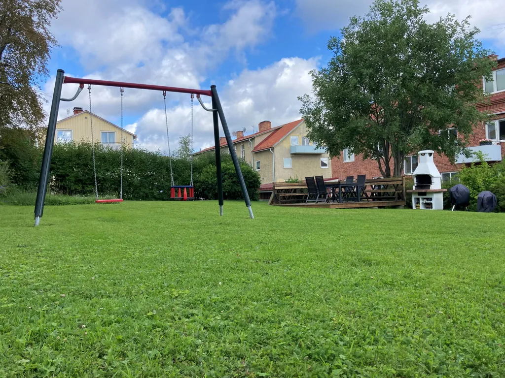 Giardino - Bright Three-Room Apartment with Balcony in Frösön