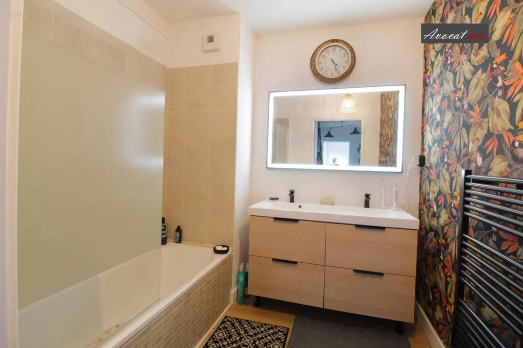 Salles de bain - Appartement en Lisière de Forêt avec Balcon à Paris