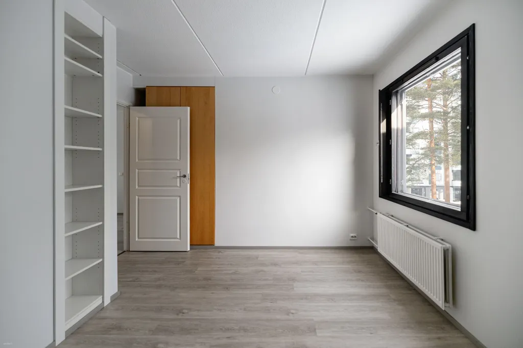Kabinet - Apartment with Glass Balcony in Kerava