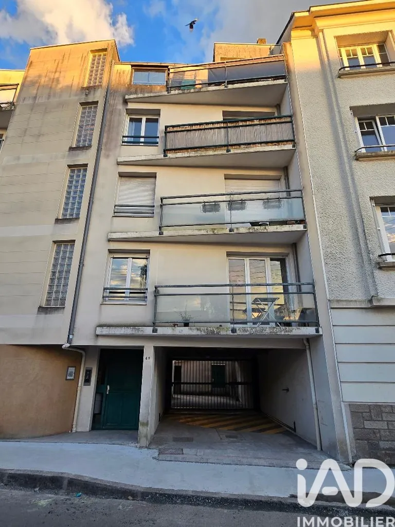 Välivaade - Studio with Balcony in Nantes Centre
