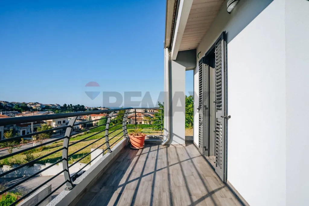 Rõdu - Villa with Panoramic View near Cupello