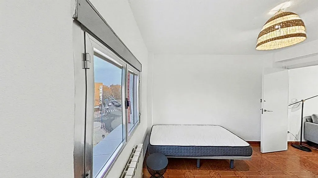 Chambres - 3-Bedroom Apartment with Terrace in San Nicasio