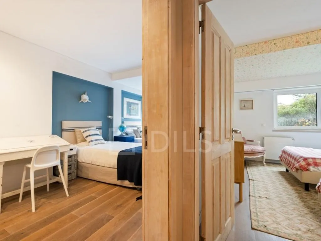 Chambres - Duplex Flat with Garden in Cascais Centre