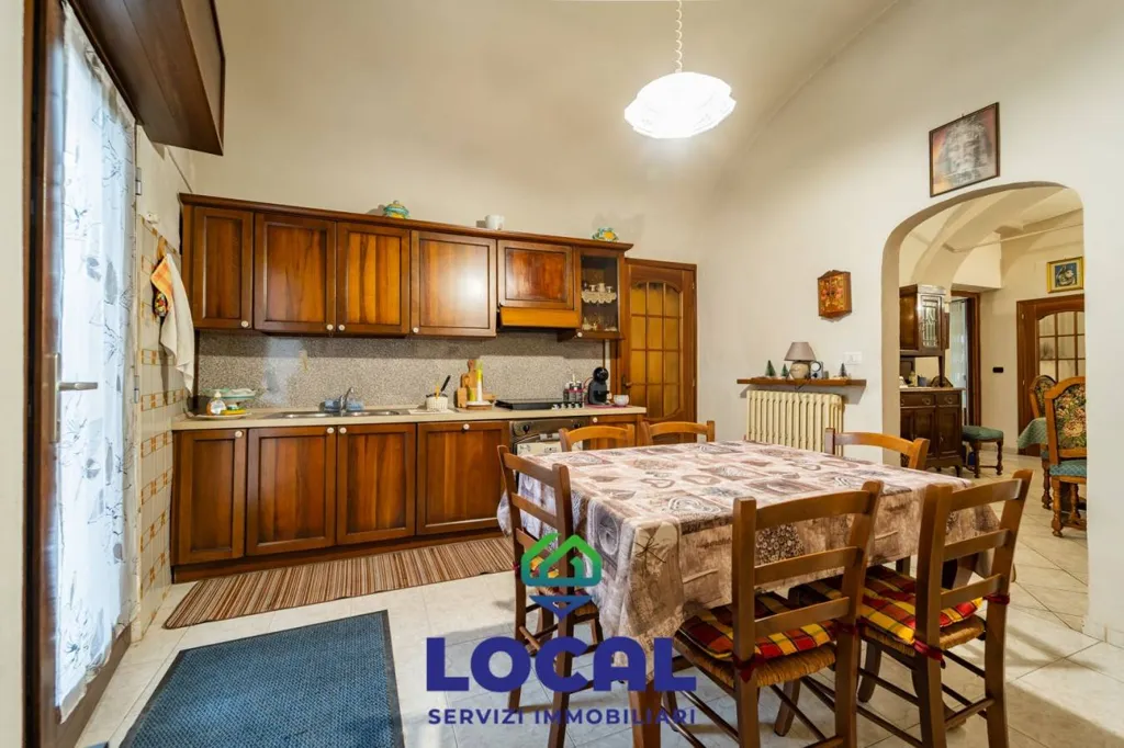 Salle à manger - Apartment with Private Garden in Murazzo