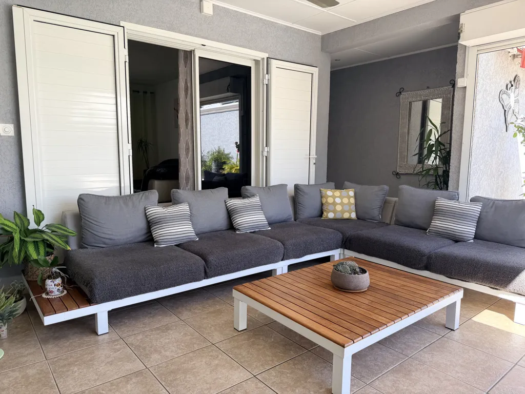 Terrasse - Villa F5 avec Piscine à Saint-Pierre