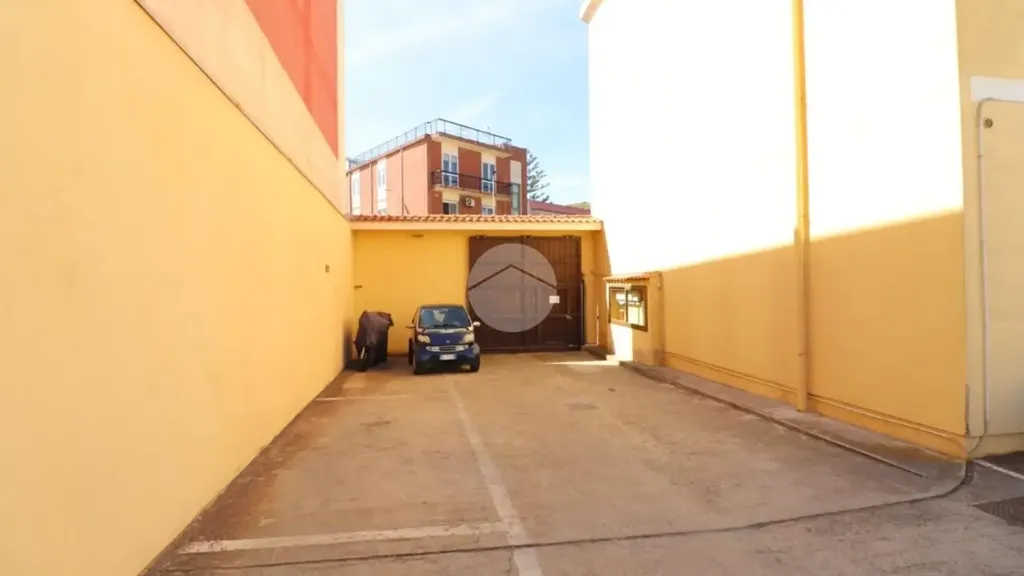 Extérieur - Armed Trilocale with Balconies in Cagliari