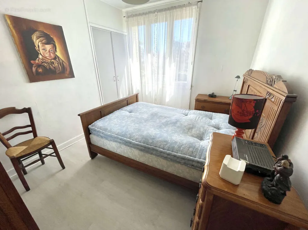 Chambres - Maison à Réinventer avec Accès Véhicules à Remicourt