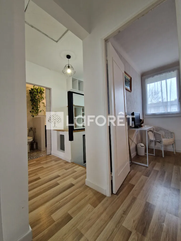 hallway_entrance