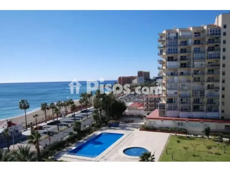 Piscine - Beachfront Studio with Sea View in Benalmádena Costa