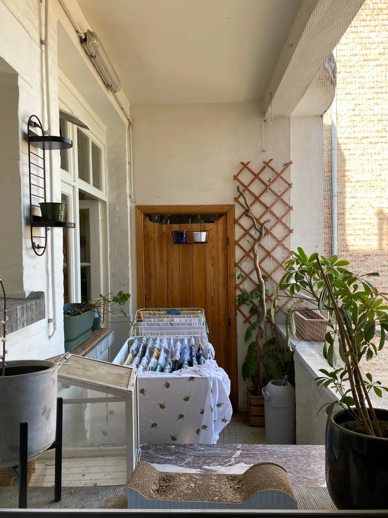 Charming 2-Bedroom Apartment with Terrace in Brussels