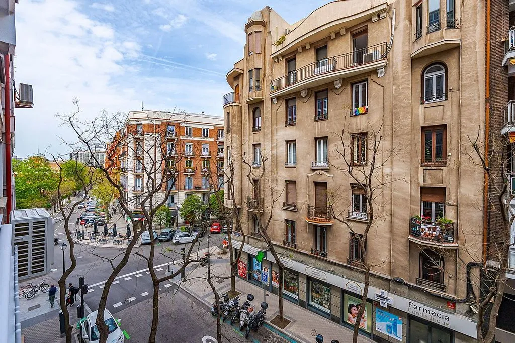 Välivaade - Apartment with Terrace and Balcony in Malasaña