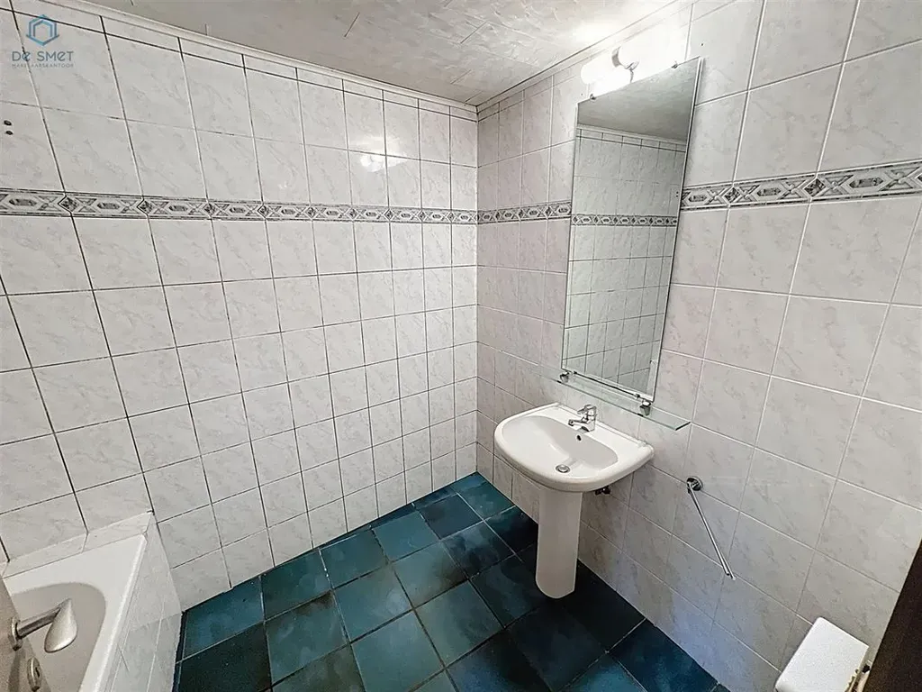 Vannitoad - Appartement with Terrace in Geraardsbergen
