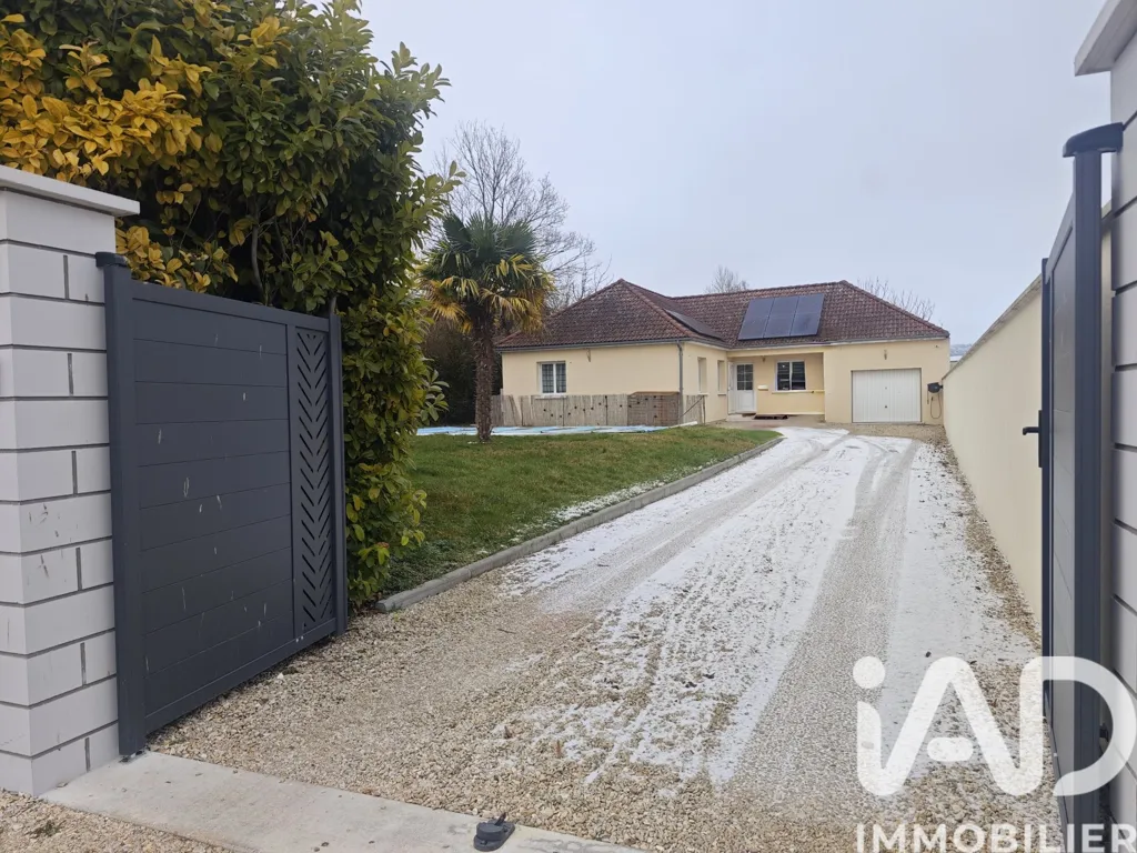 Välivaade - Contemporary Villa with Pool in Avant-lès-Marcilly