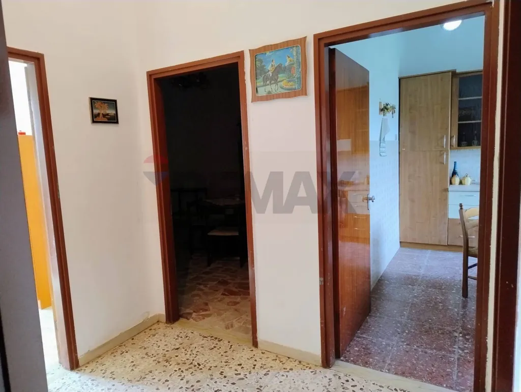 Entrée - Independent House with Orchard in Modica