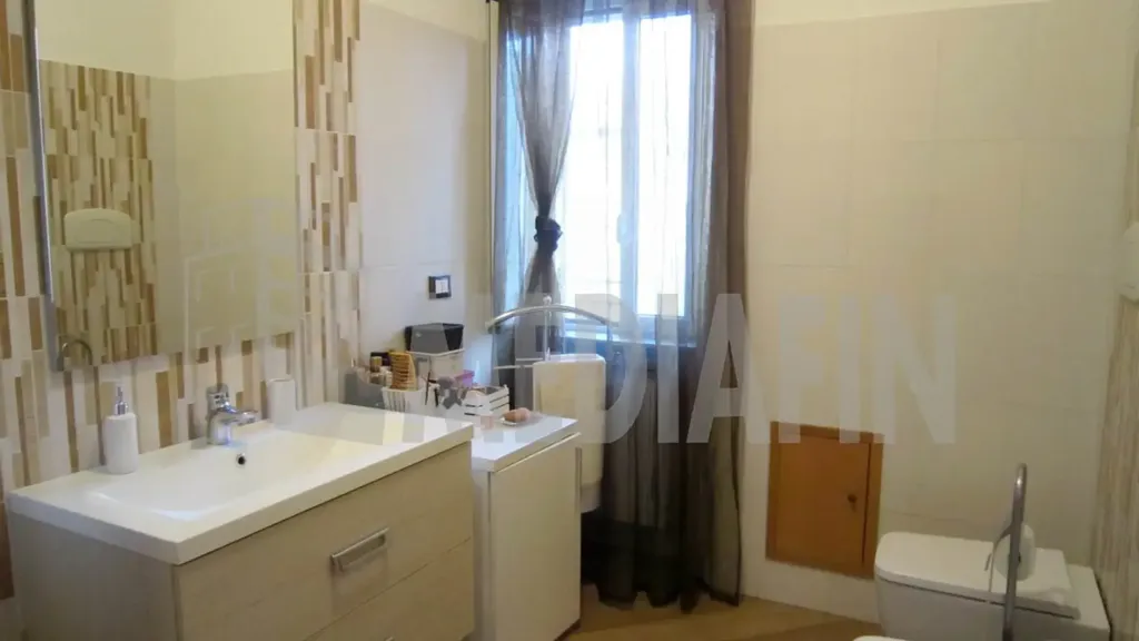 Salles de bain - Rusticated Apartment with Balcony in Corigliano-Rossano