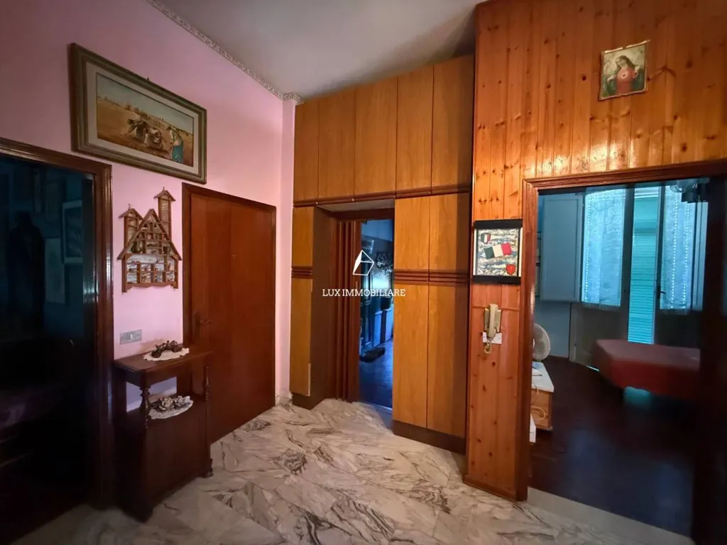 Esik - Rustic Villa with Garden in Lugo