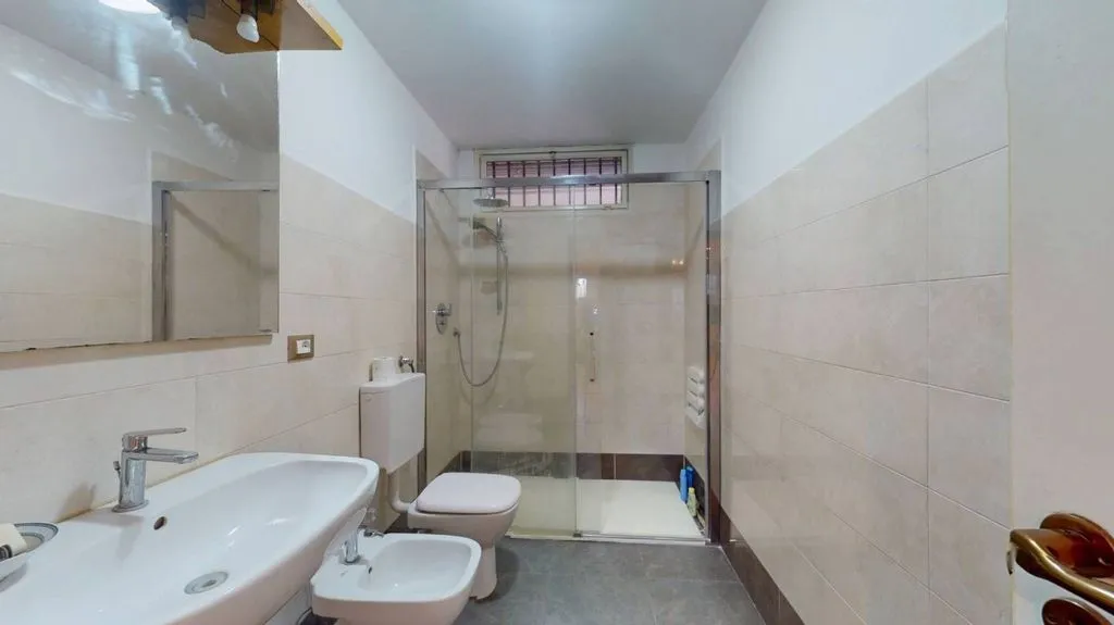 Salles de bain - Luxury Terraced House with Private Garden in San Lazzaro di Savena