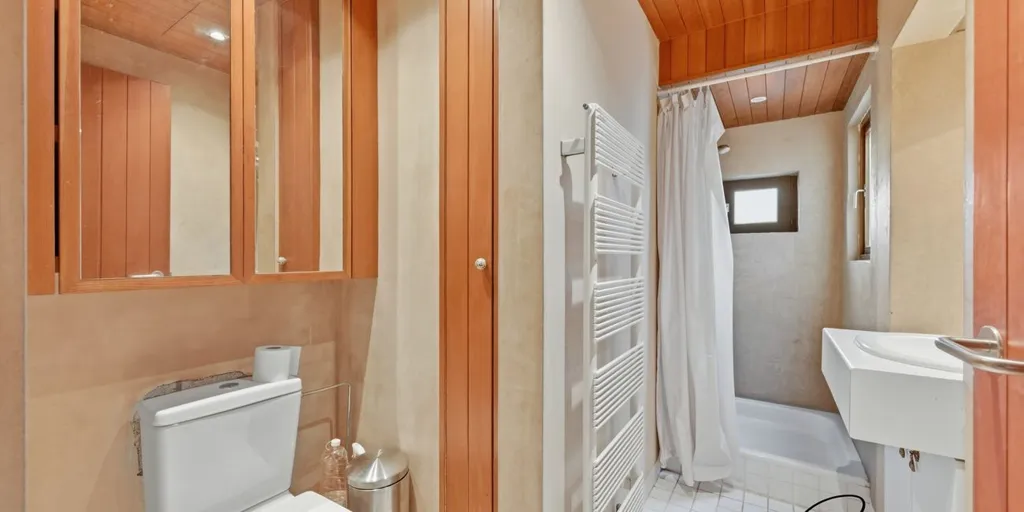 Bagni - Architectural House with Water View in Keerbergen