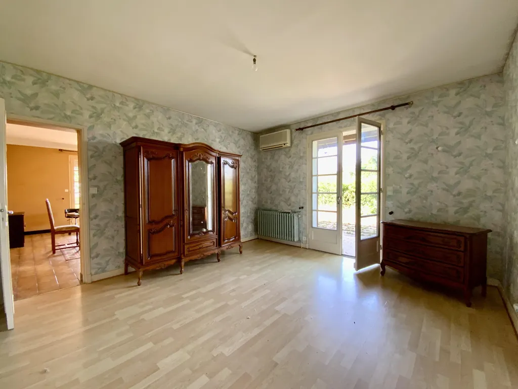 Chambres - Maison Familiale avec Hangar à Calignac