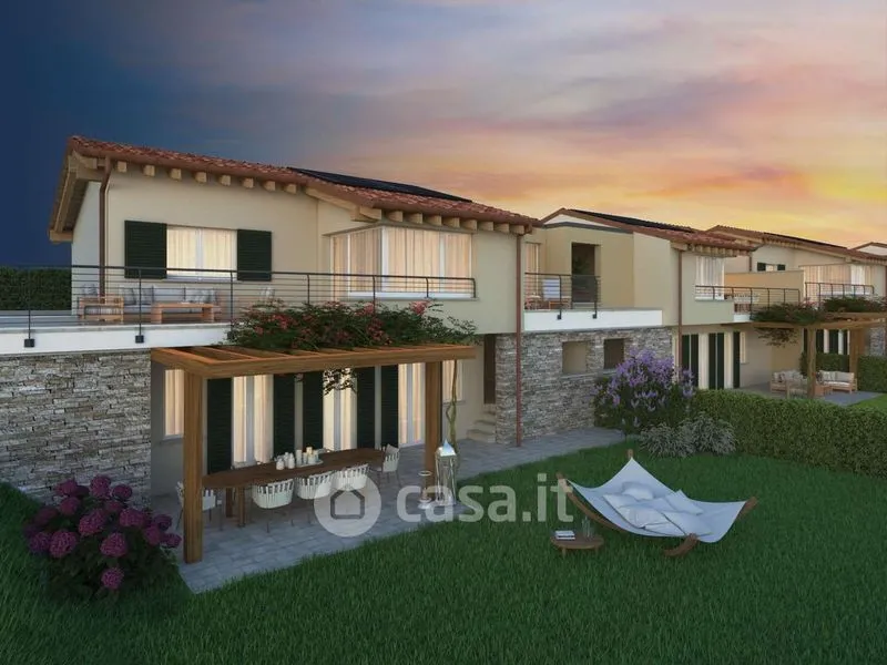 Trilocale with Private Garden in Bee