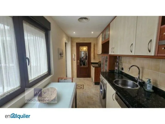 Cuisine - Apartment with Elevator in San Esteban, León