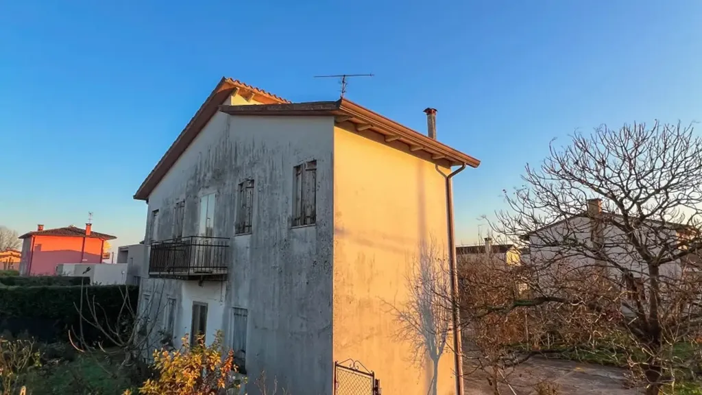Esterno - Independent House with Workshop in Cona