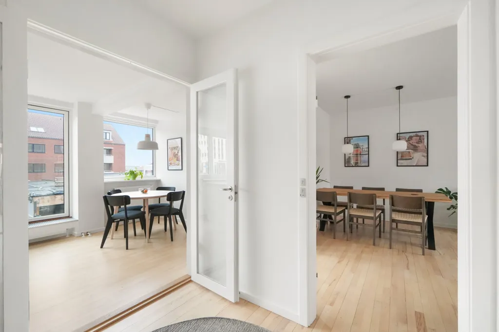 Sala da pranzo - Three-Bedroom Flat in Stumpedal