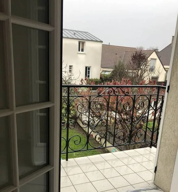 Rõdu - Studio with Garden Access in Saint-Maur-Créteil