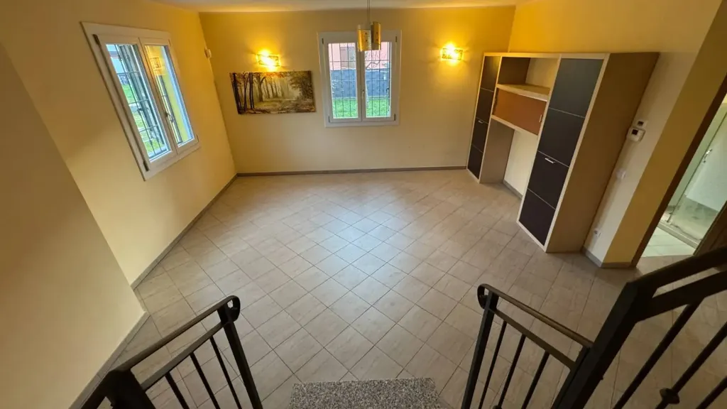hallway_entrance