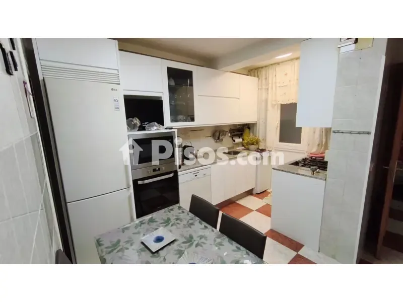 Cuisine - Semi-Basement Flat with Patio in Madrid