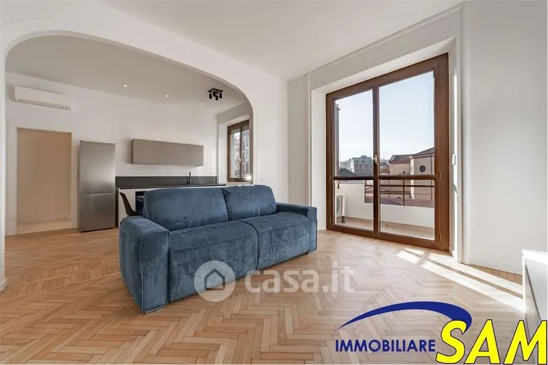 Soggiorno - Loft with Balcony in Central Milan