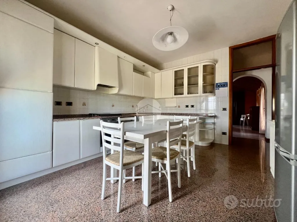 Salle à manger - Versatile Palazzina with Terrace in Vigonovo