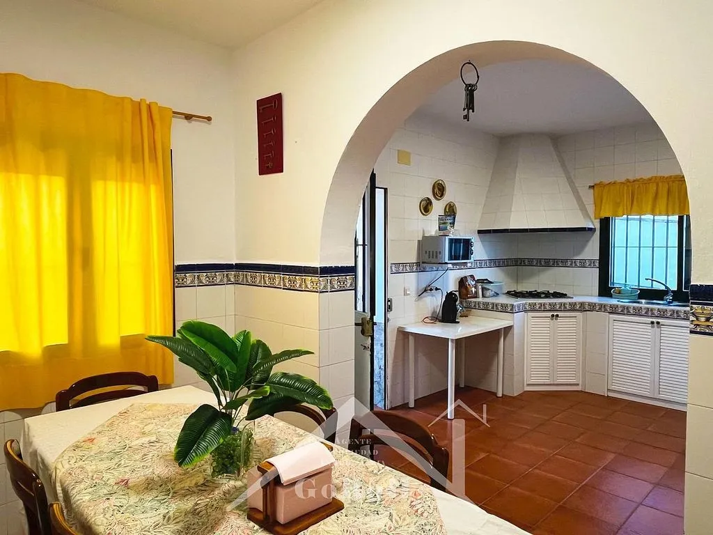 Salle à manger - Villa with Pool in La Colinas, Seville
