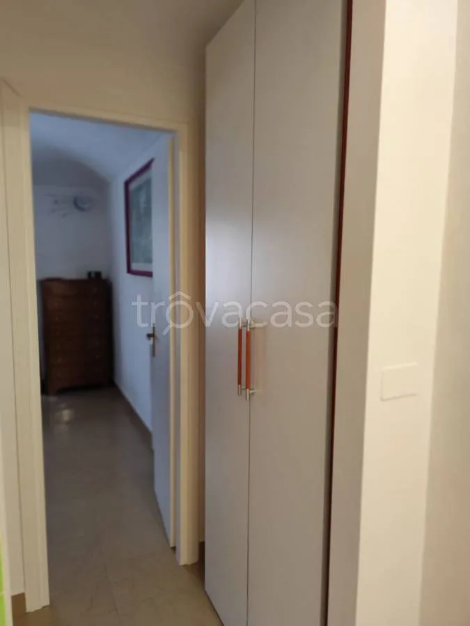 hallway_entrance
